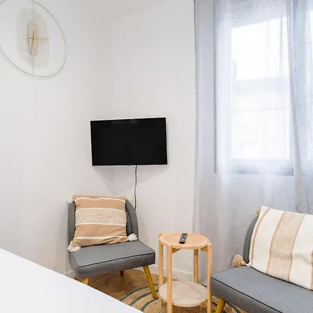 Chaleureux Equipe Aux Minimes - Wifi